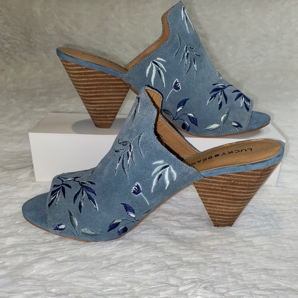 Lucky Brand Chambray Suede embroidered Mules In Excellent Condition 10 - Picture 2 of 6